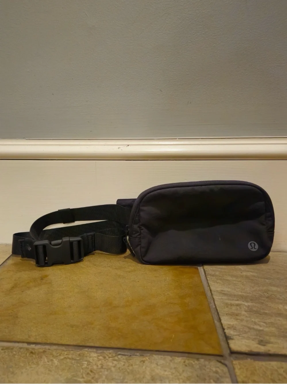 lululemon belt bag poshmark Delta Sigma Pi Everywhere Keep your essentials close with Lululemons Everywhere Belt Bag Lululemon Everywhere Belt Bag L*